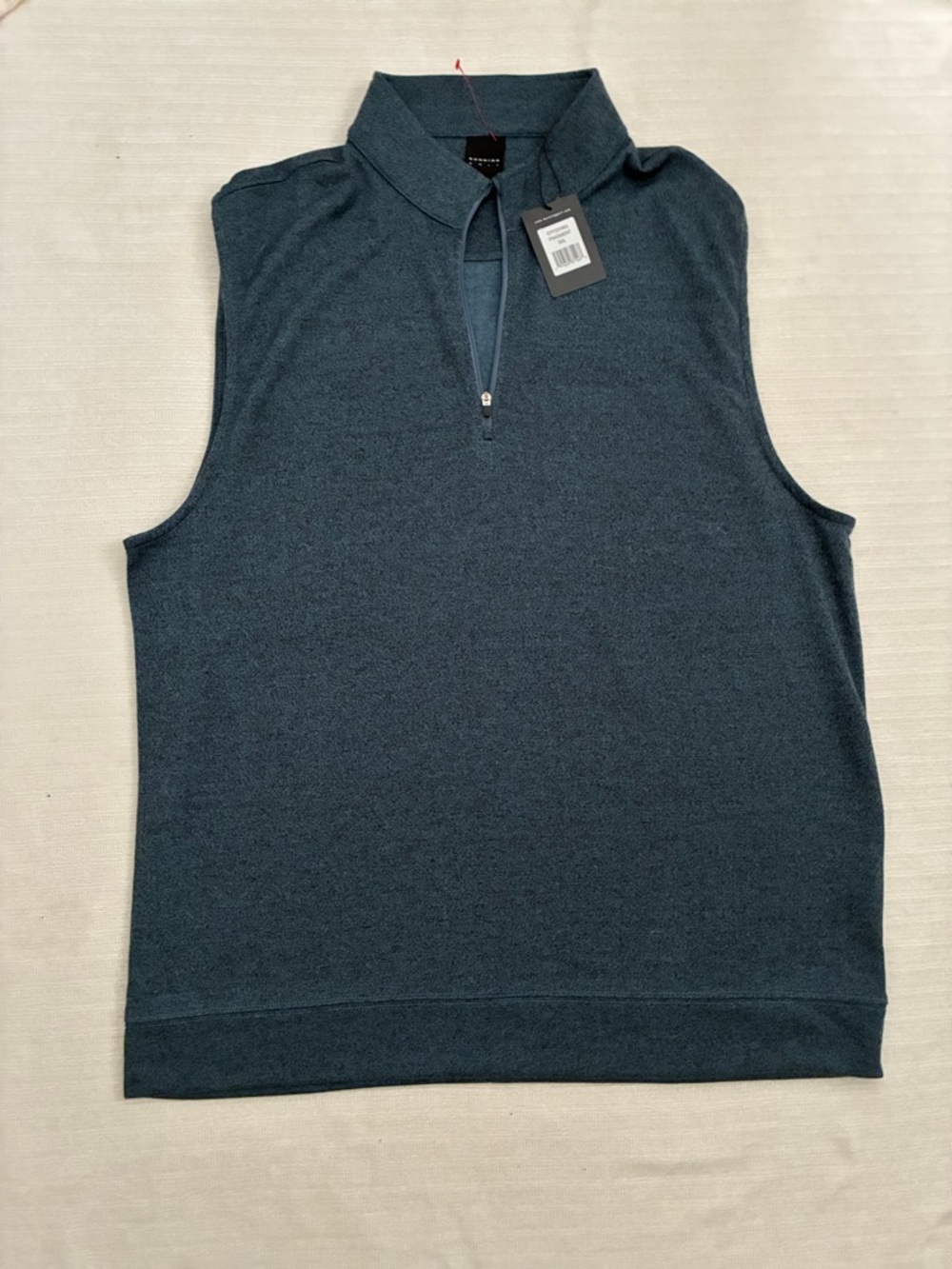 Dunning NWT fragment performance vest
